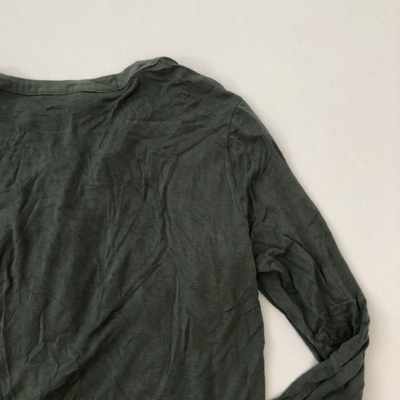 Roebuck & Co. Blouse Women's M Green Long Sleeve V Neck Top Reg Fit Size M - Picture 12 of 14